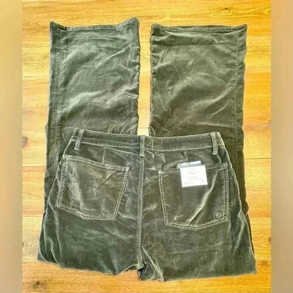 Fidelity Jeans | Anthropology | Wide Leg Velvet in Deep Sage | Women’s 32 - Picture 2 of 4